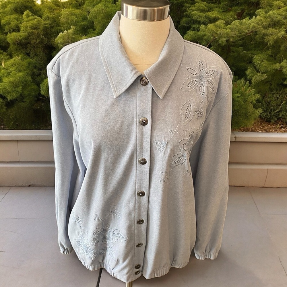 Alfred Dunner Long Sleeve Button Up Embroidered Lightweight Shirt Jacket - Picture 8 of 11